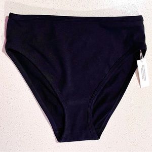 ARQ Misha Undies in Black